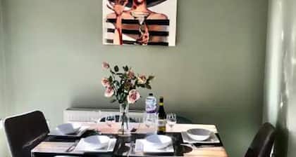 Stunning 3-bed House in Bristol