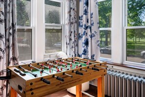 Spielezimmer