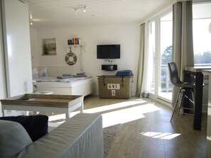 1 chambre, lit parapluie, Wi-Fi gratuit, draps fournis