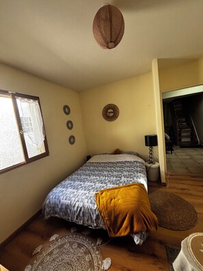 1 Schlafzimmer, Bügeleisen/Bügelbrett, Reisekinderbett, kostenloses WLAN