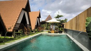 Pool - Lumbung Sari Ubud 2

 (Bali)