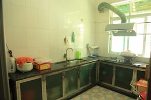 Unclassified image, 5 of 12, button - Linjia Xiaoyuan Inn (Shanwei)