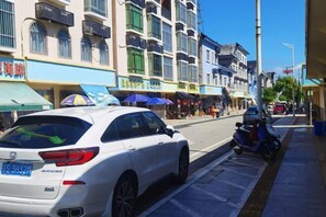 Free self parking - Linjia Xiaoyuan Inn (Shanwei)