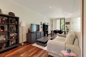 Imagen sin descripción, 4 de 21, botón