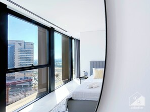 1 bedroom, iron/ironing board, internet, bed sheets