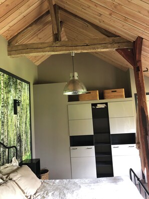 1 bedroom, iron/ironing board, WiFi, bed sheets - Atelier Rénové à 15 Minutes Giverny et Vernon Proche Musé des Impressionistes (Lommoye)