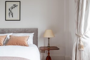 1 soverom, strykejern/-brett, wi-fi (inkludert) og sengetøy