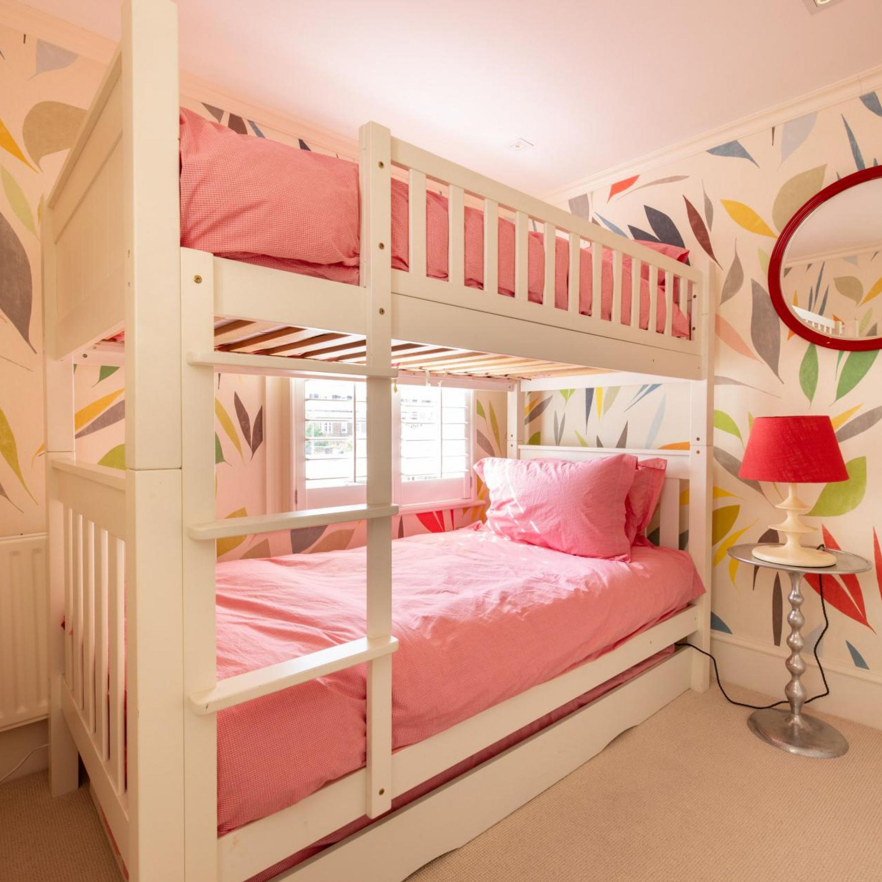 2 soverom, strykejern/-brett, wi-fi (inkludert) og sengetøy