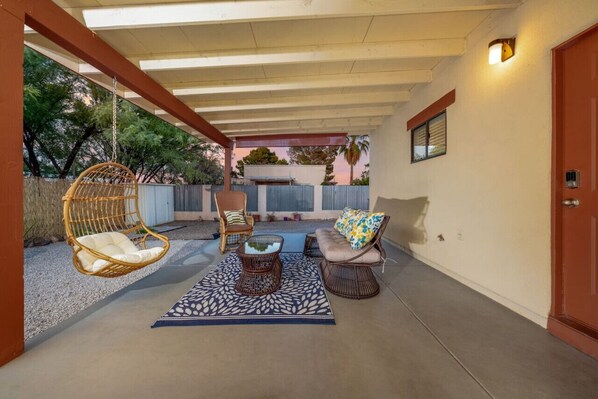Terrace/patio - Central & Cozy / 1 BR 1 BA / Near Alvernon Park (Tucson)