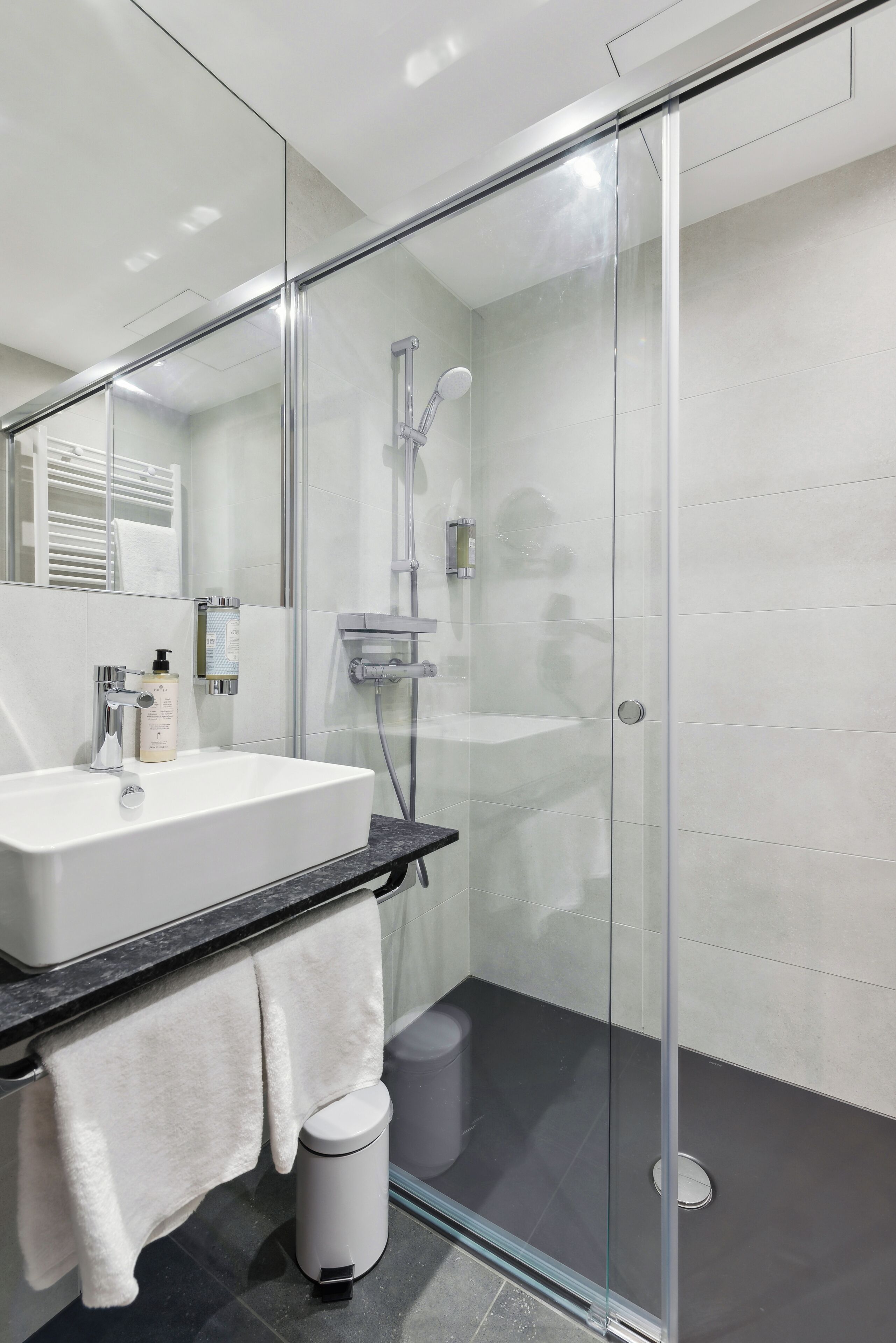 Foto - Nena Apartments München City