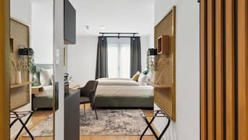 Studio | Hypoallergeen beddengoed, individueel gedecoreerd, een bureau