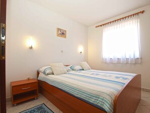 1 bedroom, WiFi - Holiday apartment with parking (Poreč)