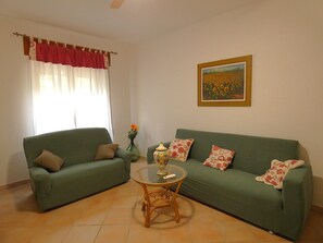 TV, fireplace, table tennis - Scappo in Umbria, Felicità 14a (Giove)