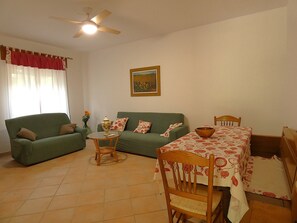 TV, fireplace, table tennis - Scappo in Umbria, Felicità 14a (Giove)