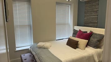 3 bedrooms, iron/ironing board, travel cot, free WiFi