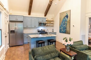 Refrigerador, microondas