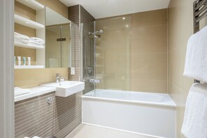 Apartment, 1 Bedroom | Bathroom | Combined shower/tub, free toiletries, hair dryer, heated floors - Native Victoria (London)