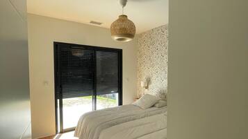 4 chambres, fer et planche Ă repasser, Wi-Fi, draps fournis