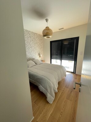 4 chambres, fer et planche Ă repasser, Wi-Fi, draps fournis