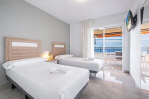 2 chambres, fer et planche Ă repasser, Wi-Fi gratuit, draps fournis