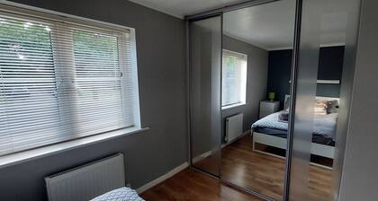 Beautiful 2-bed House in Coventry
