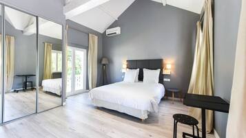 5 camere, ferro/asse da stiro, Wi-Fi, lenzuola