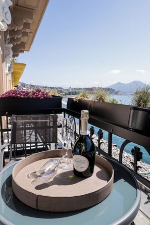 Double Room, Hot Tub, Sea View | Terrace/patio