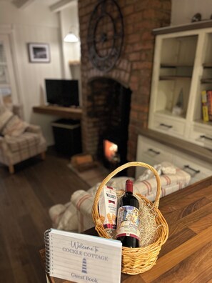 Interior - Delightful Cockle Cottage with Annex (Flamborough)