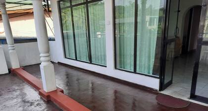 Kandyan Paradise Apartments