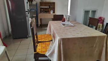 Apartment | Dining