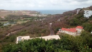 Exterior - Way Up The 2nd Avenue (Gros Islet)