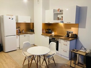 Private kitchen - Appartement Avec Terrasse, Arena Paris sud (Clamart)