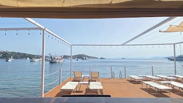 Private beach, free beach cabanas, sun-loungers, beach umbrellas