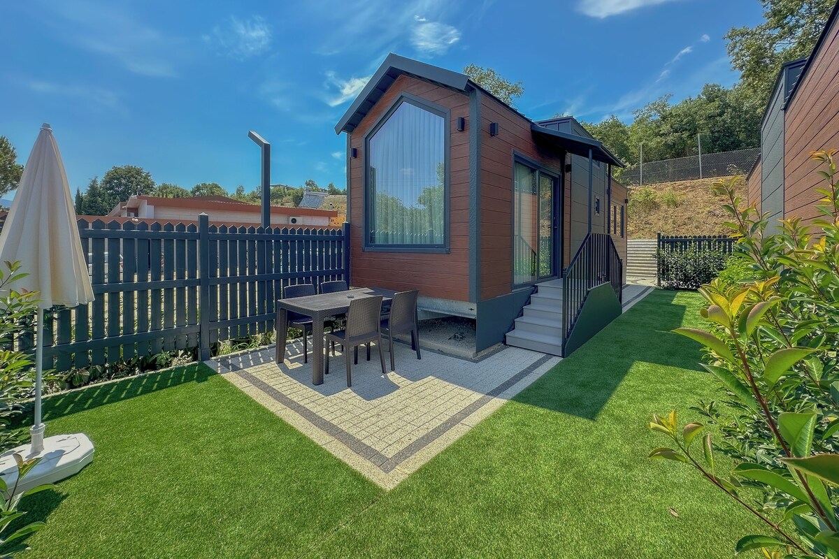 BUNGALOW