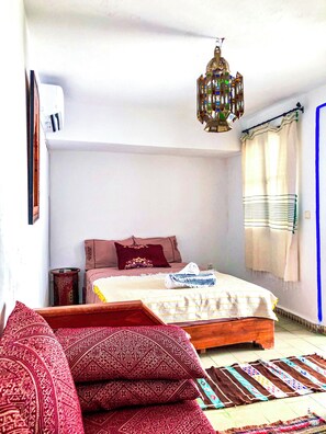 House | 4 bedrooms, iron/ironing board, free WiFi, bed sheets - Immaculate 5-bed House in Chefchaouen (Chefchaouen)