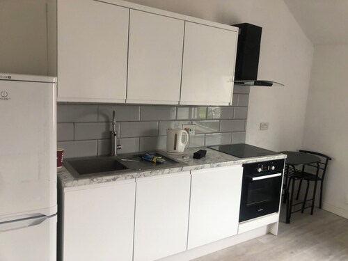 Coventry Charmer - 1 Bedroom Studio