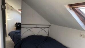 Unclassified image, 3 of 20, button - Coventry Charmer - 1 Bedroom Studio (Coventry)
