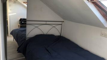 Rumah | 2 kamar tidur, Wi-Fi gratis, dan seprai linen