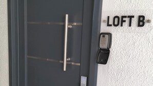Uklassifisert bilde, 3 av 27, knapp