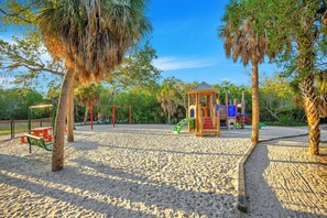 Children’s area - Turquoise Gem 1st Floor no stairs Longboat Key FL (Longboat Key)