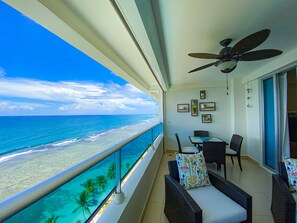 Comfort-huoneisto, merinäköala | Parveke