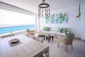 Apartamento Deluxe, vistas al mar | Balcón