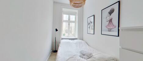 1 غرفة نوم ومكواة/لوح كي وواي فاي وملاءات أسرّة