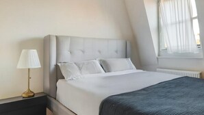 Room - Cozy by Shoreditch Box Park (London)