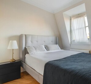 Apartment | 3 bedrooms, iron/ironing board, free WiFi, bed sheets - Cozy by Shoreditch Box Park (London)