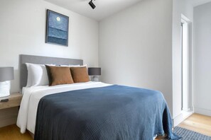 Room - Lourdes Close Peaceful (London)