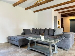 Villa | Living area