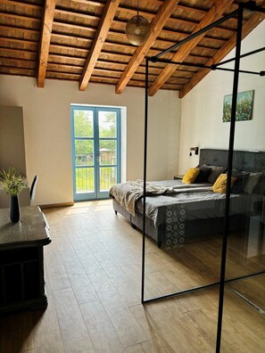 Villa | 3 bilik tidur, seterika/papan seterika, Wi-fi percuma, cadar katil 