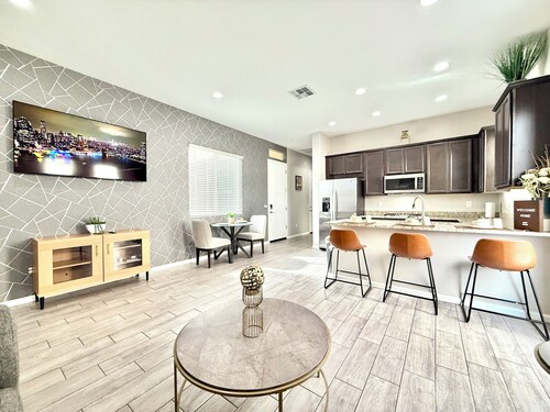 Modern Guest Suite in Tucson-Vail