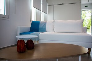 TV, DVD player, offices